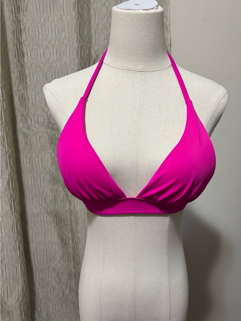 Victoria’s secret pink color swimwear bikini top size small
